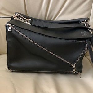 Loewe Black Medium Zip Zipper Edgy Puzzle Bag